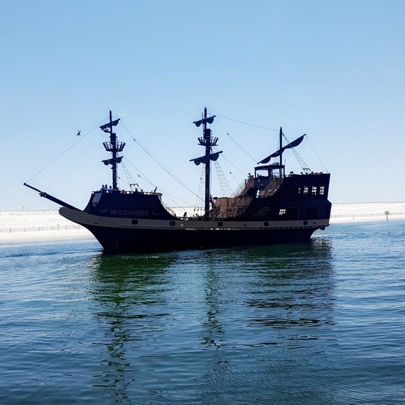 Meet your Posher, CHfan - Picture 1 of 1